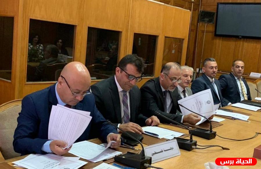 د. أبو هولي يؤكد على توحيد الجهود مع الدول المضيفة لحشد الدعم السياسي لتجديد تفويض الاونروا وتطويق ازمتها المالية